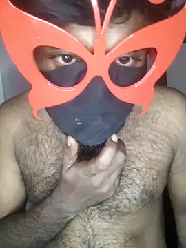 Snapshot of 00USER chatting on November 28, 8:00 pm 00USER online show from November 28, 8:00 pm