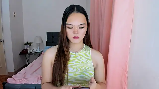 Snapshot of ameliamaureen chatting on September 10, 10:48 am ameliamaureen online show from September 10, 10:48 am