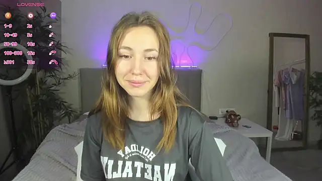 Luna G0ld online show from September 27, 11:54 pm