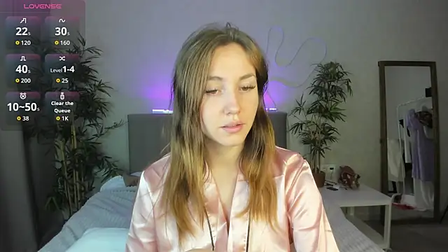 Luna G0ld online show from October 10, 11:04 pm