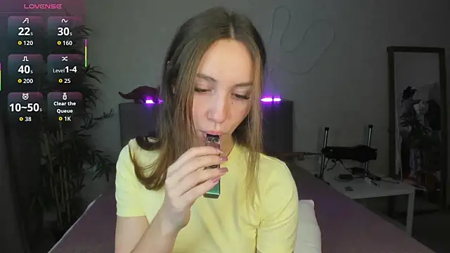 Luna G0ld online show from October 16, 12:11 am