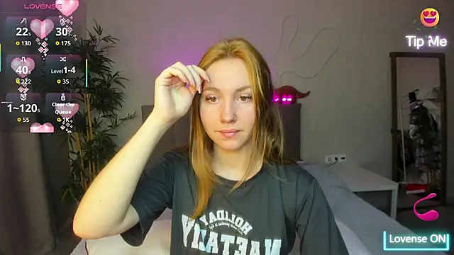 Luna G0ld online show from October 24, 11:12 pm