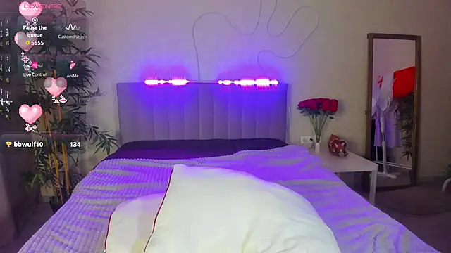 Luna G0ld online show from November 28, 12:02 am