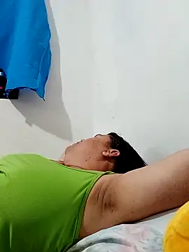 yaneth  online show from September 18, 12:34 am