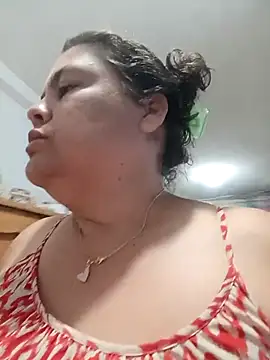 yaneth  online show from October 3, 11:35 pm