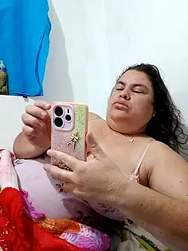 yaneth  online show from November 12, 10:48 am