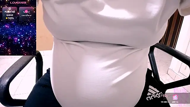 charlothee12 online show from October 4, 1:58 am