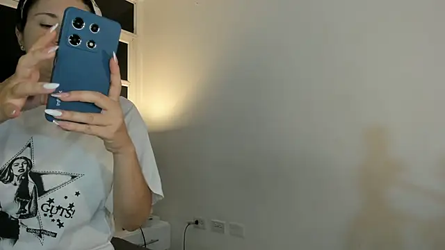 harimoon1 online show from November 29, 12:35 am