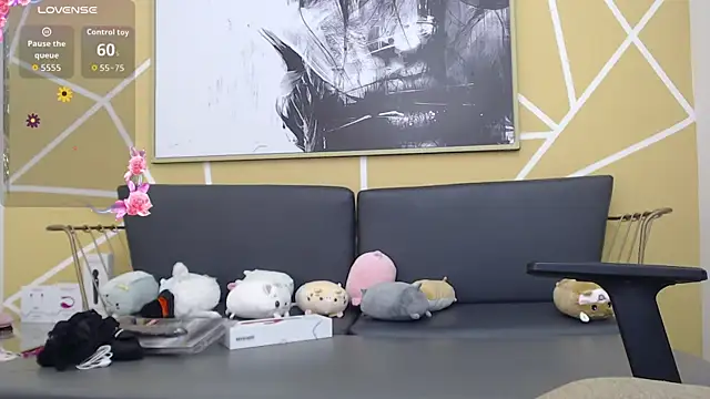 Snapshot of olivia_russo_ chatting on September 9, 8:19 pm olivia russo online show from September 9, 8:19 pm