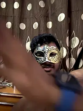 Snapshot of VVcouple chatting on October 23, 6:06 pm VVcouple online show from October 23, 6:06 pm