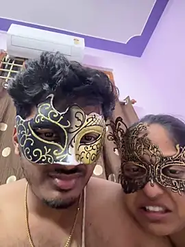 Snapshot of VVcouple chatting on November 11, 6:08 pm VVcouple online show from November 11, 6:08 pm