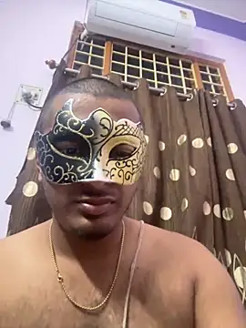 Snapshot of VVcouple chatting on November 28, 6:21 pm VVcouple online show from November 28, 6:21 pm