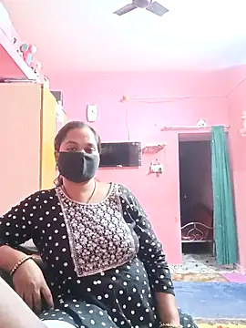 biggbobbsgirl online show from November 30, 5:50 pm