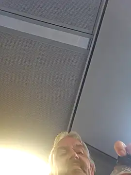 Snapshot of Fonse1860 chatting on November 26, 9:21 am Fonse1860 online show from November 26, 9:21 am