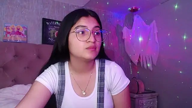 laurenelove online show from October 27, 3:32 am