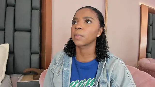 LisaMendez online show from September 20, 4:13 am