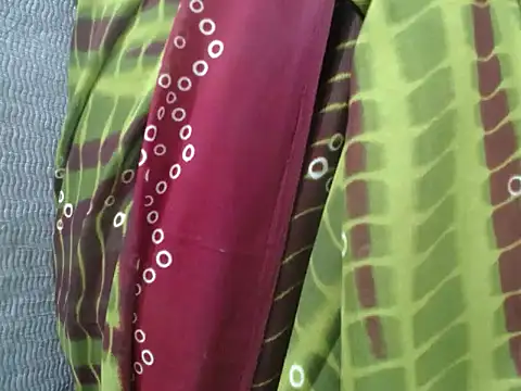 Nova  Leigh online show from November 2, 7:27 pm