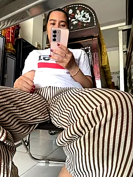 sharon-Hanna online show from October 14, 2:01 am