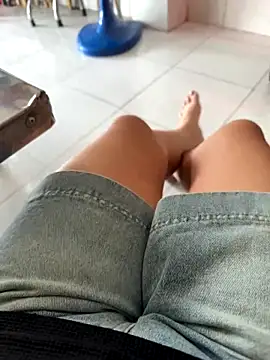 sharon-Hanna online show from November 7, 1:16 am