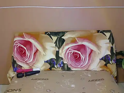 wild rose69 online show from October 15, 4:45 am