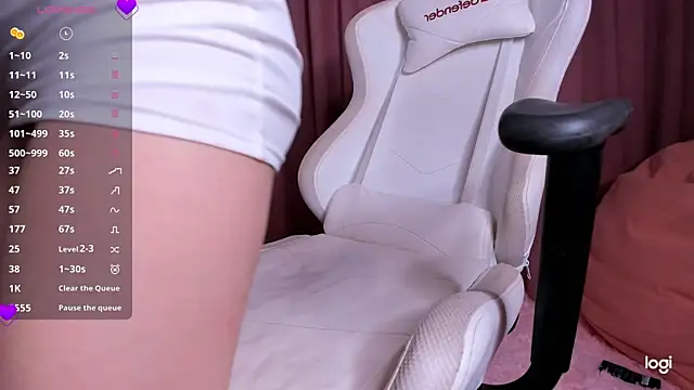 Momo Ayase  online show from November 7, 2:17 pm