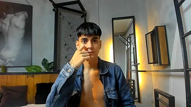 Dani mc1 online show from September 18, 11:45 am