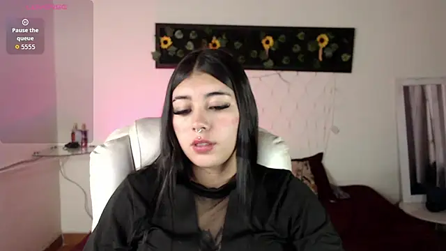 gabriella live online show from October 2, 7:32 pm