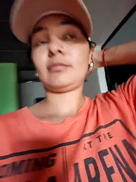 Lily-o online show from October 24, 8:38 pm