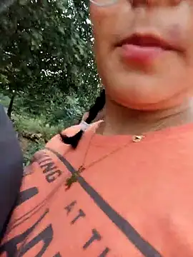 Lily-o online show from November 18, 9:08 pm