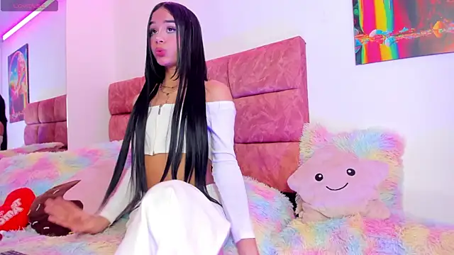 Baby Steff online show from October 8, 7:06 am