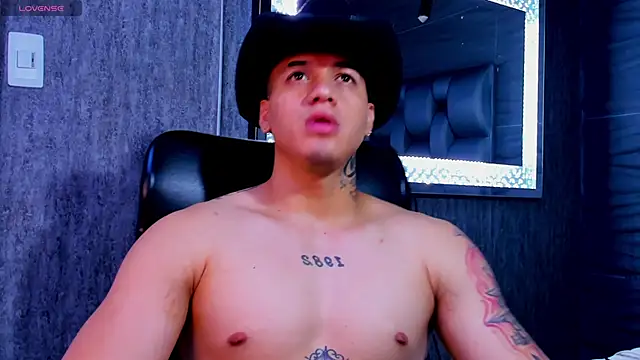 rocoo santos online show from September 25, 5:44 am