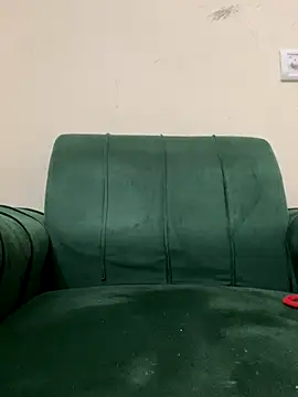 modelnishu online show from October 4, 6:17 pm