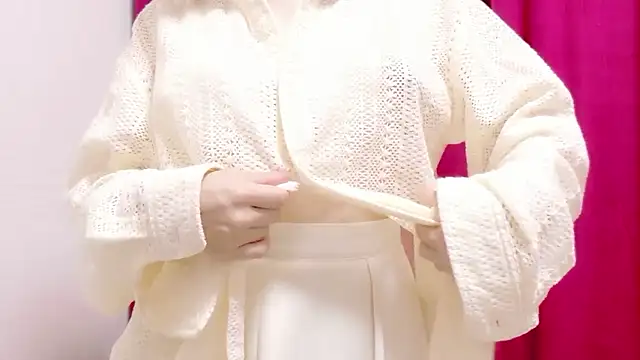 Snapshot of RenaFcup chatting on December 5, 4:36 pm RenaFcup online show from December 5, 4:36 pm