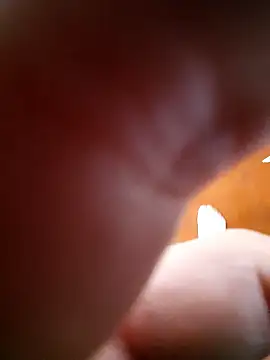 starvingo2002 online show from September 17, 5:09 am