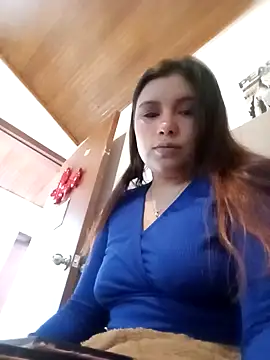 LucyPetit online show from September 12, 1:00 pm