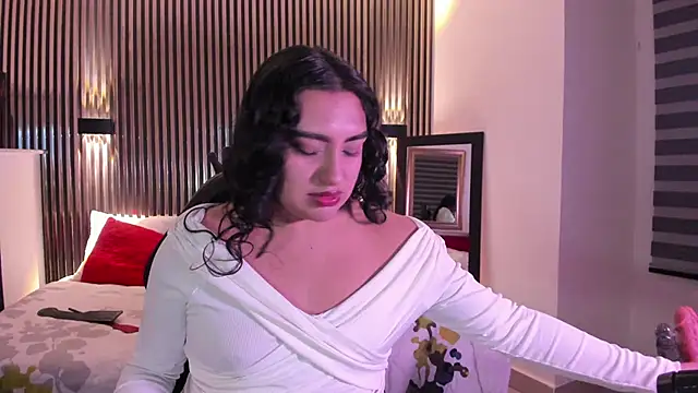 SyraPalmer online show from October 9, 3:37 am