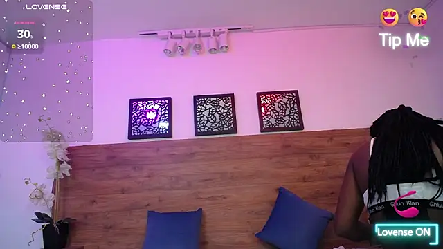 Snapshot of AlexandraCambell chatting on September 16, 7:48 pm AlexandraCambell online show from September 16, 7:48 pm