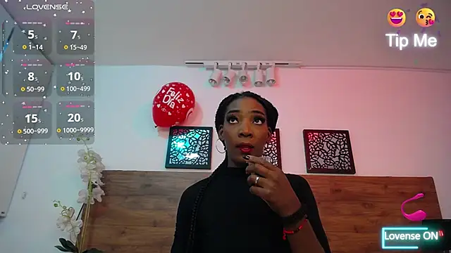 Snapshot of AlexandraCambell chatting on September 19, 9:04 pm AlexandraCambell online show from September 19, 9:04 pm