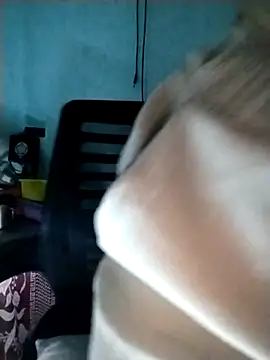 Snapshot of Minety473 chatting on November 13, 11:09 am Minety473 online show from November 13, 11:09 am