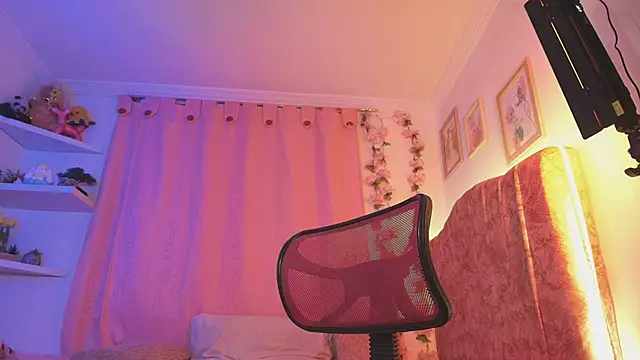 Snapshot of evansweett7 chatting on October 7, 12:30 am evansweett7 online show from October 7, 12:30 am