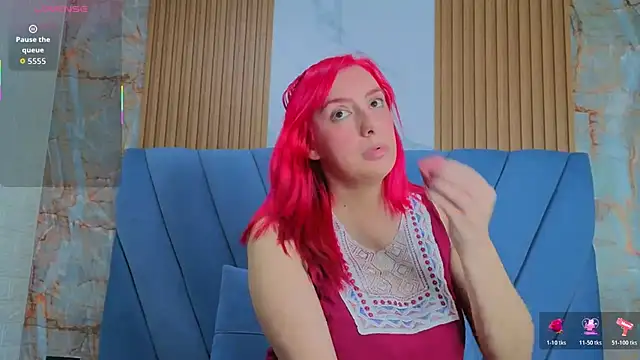 Snapshot of angel__red_ chatting on November 25, 3:06 am angel red online show from November 25, 3:06 am