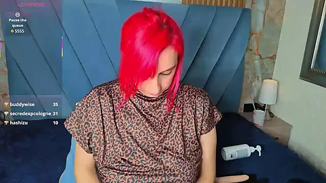 Snapshot of angel__red_ chatting on November 30, 1:37 pm angel red online show from November 30, 1:37 pm