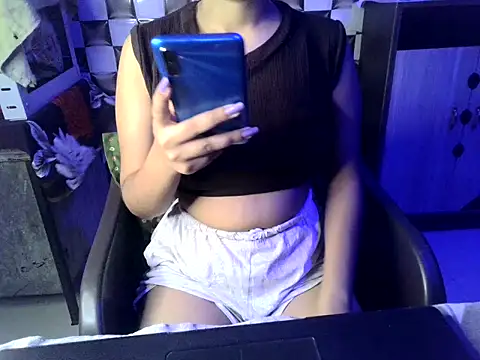 Snapshot of Beautiful_ladki chatting on September 27, 8:14 pm Beautiful ladki online show from September 27, 8:14 pm