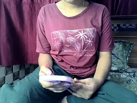 Snapshot of Beautiful_ladki chatting on October 24, 1:51 pm Beautiful ladki online show from October 24, 1:51 pm