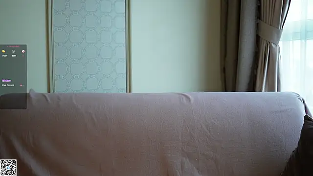 Snapshot of KissOfFlame chatting on October 12, 7:51 am KissOfFlame online show from October 12, 7:51 am