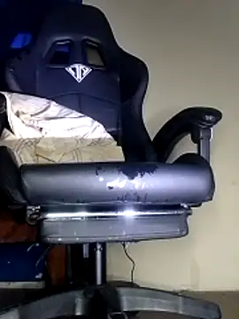 Bosssweet22cm online show from November 28, 4:42 pm