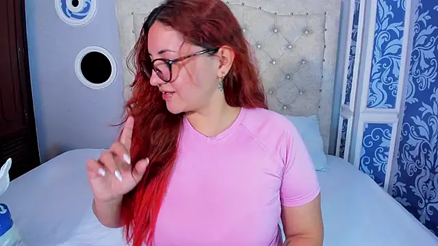 Snapshot of mishell_lovely chatting on October 14, 1:34 pm mishell lovely online show from October 14, 1:34 pm