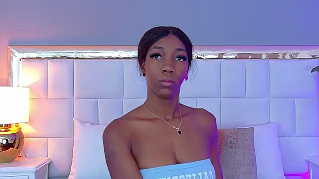 MadeleineHocker online show from September 13, 11:54 am