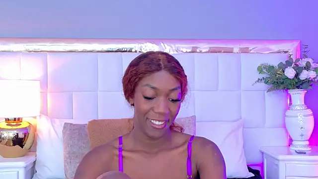 MadeleineHocker online show from November 8, 11:54 am