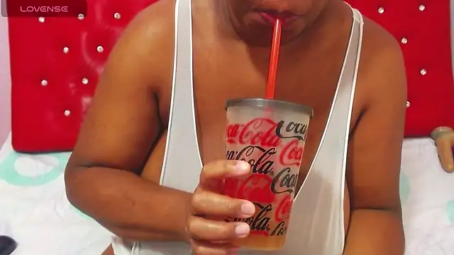 wonderfuldiana online show from March 14, 11:00 pm